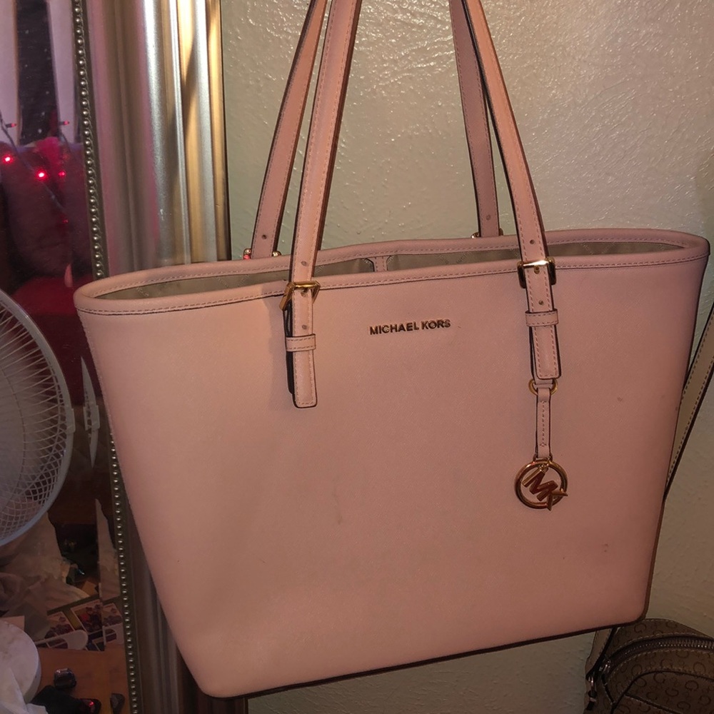 AUTHENTIC MICHAEL KORS PURSE